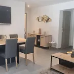 Appartement Dans Un Pavillon